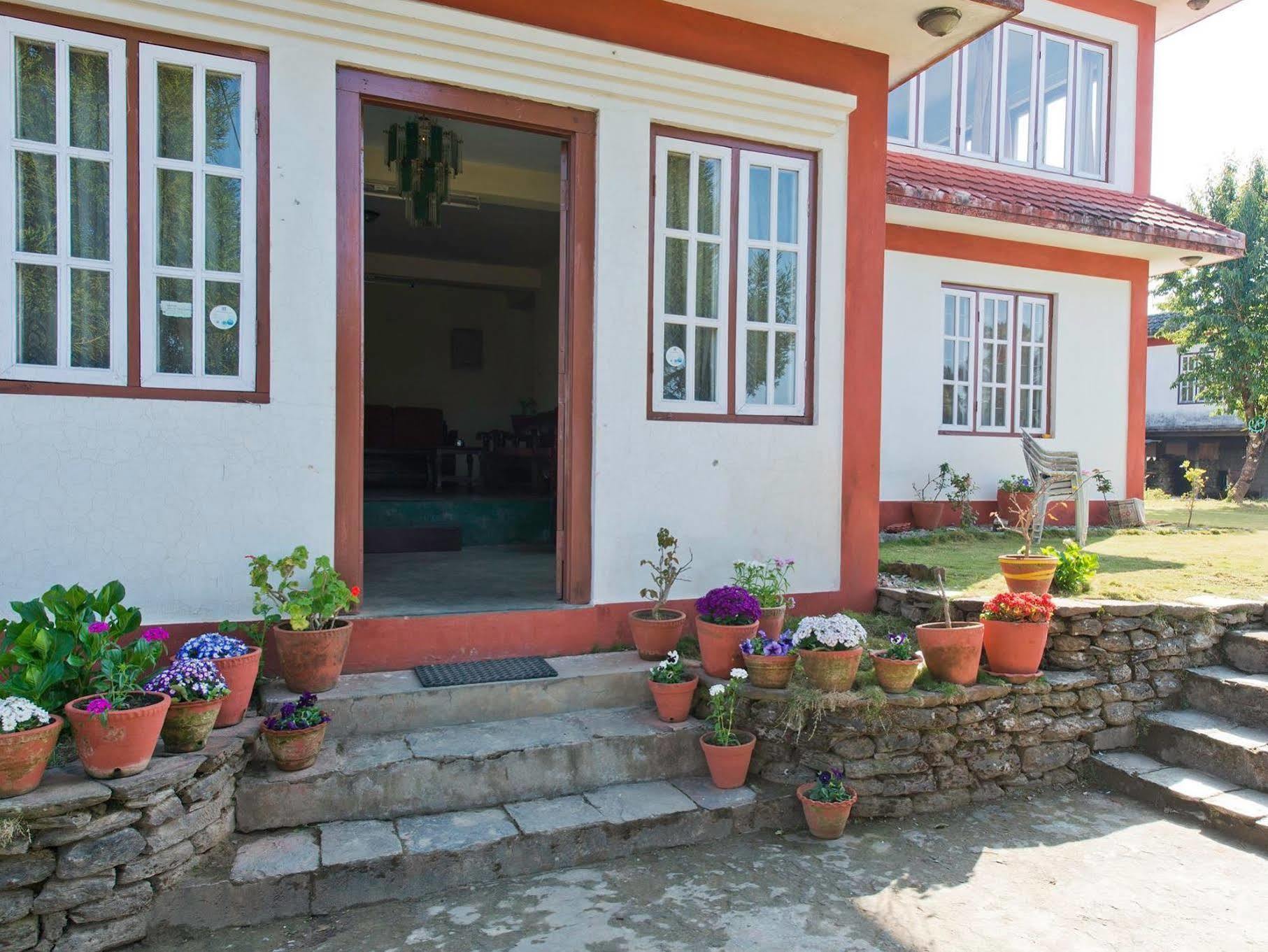 Sarangkot Sherpa Resort P Ltd Pokhara Exterior photo